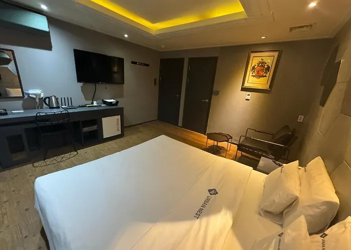 Urban Nest Hotel Seoul